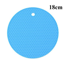 Load image into Gallery viewer, Kitchen Tools Gadgets 18/14cm Silicone Mat Heat Resistant Cup Mat Coasters Round Non-slip Table Placemat Kitchen Accessories M.
