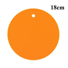 Load image into Gallery viewer, Kitchen Tools Gadgets 18/14cm Silicone Mat Heat Resistant Cup Mat Coasters Round Non-slip Table Placemat Kitchen Accessories M.
