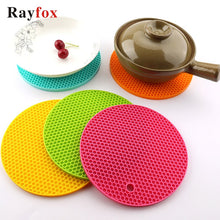 Load image into Gallery viewer, Kitchen Tools Gadgets 18/14cm Silicone Mat Heat Resistant Cup Mat Coasters Round Non-slip Table Placemat Kitchen Accessories M.
